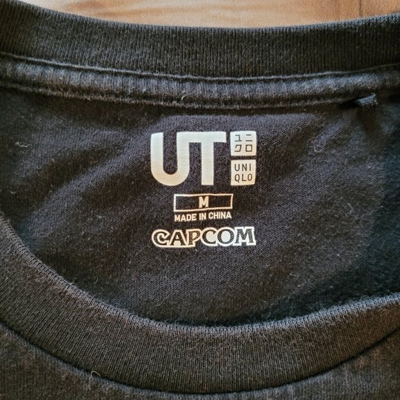Medium Uniqlo Capcom Street Fighter II Shirt - Picture 6 of 11